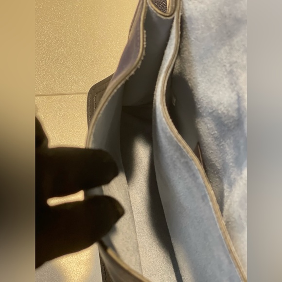 Prada Etiquette Blue Leather Handbag/Crossbody/Shoulder Handbag! - Picture 14 of 15